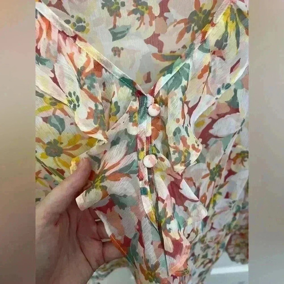 Lauren Conrad LC floral ruffled sheer blouse size small - Picture 8 of 12